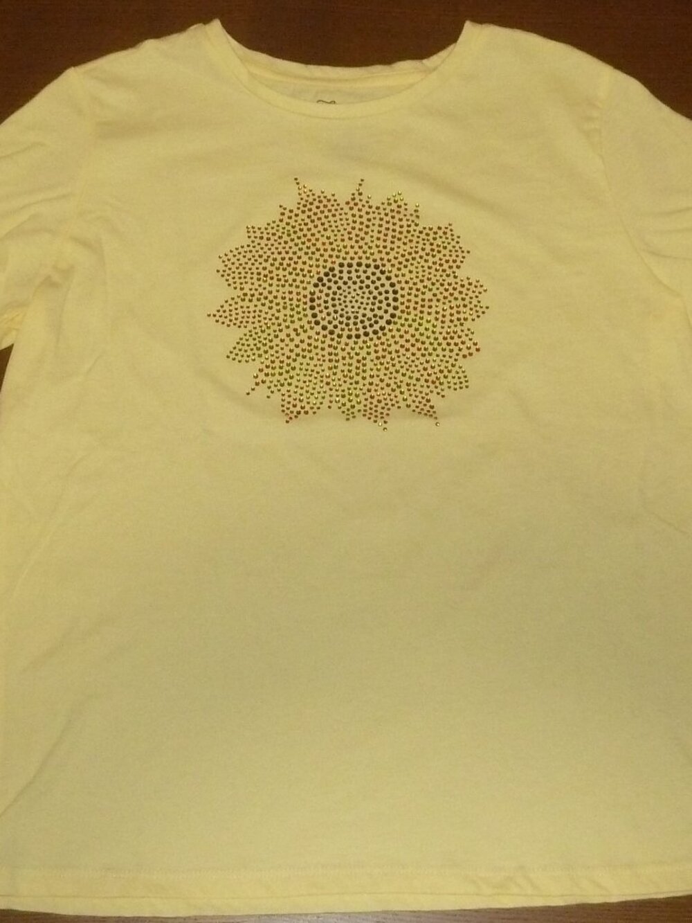 Women's Fleurish Yellow Short Sleeve T Shirt Size Medium Sequin Sunflower